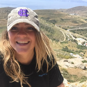 Image post by @hcrosswhockey on Instagram