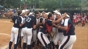 Image post by @USASoftball on Twitter