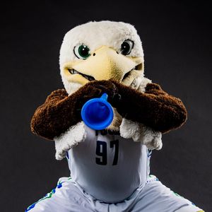 Image post by @azultheeagle on Instagram
