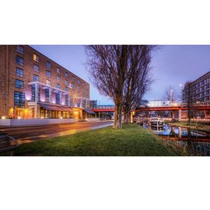 Image post by @hiltonhotels on Instagram
