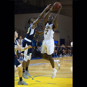 Image post by @ucsc_athrec on Instagram