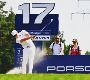 Image post by @alexknappegolf on Instagram