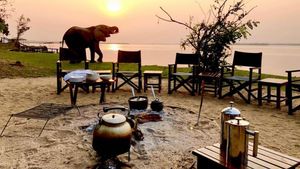 Image post by @chiawasafaris on Instagram