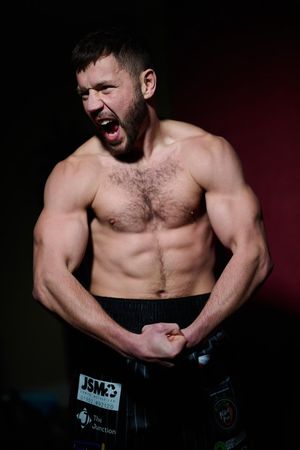 Image post by @MatchroomBoxing on Twitter