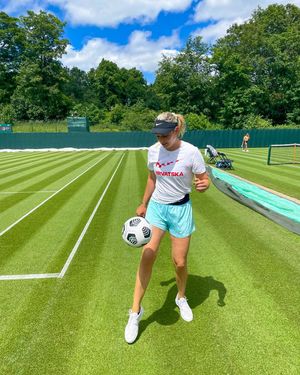 Image post by @donnavekic on Instagram