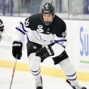 Image post by @hcrossmhockey on Instagram