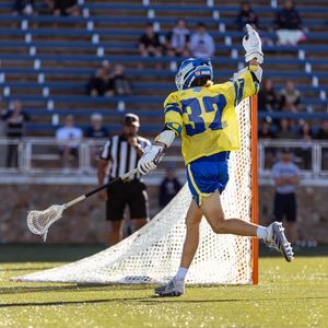 Image post by @thecrownlax on Instagram