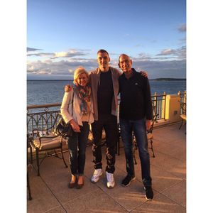 Image post by @samdek7 on Instagram