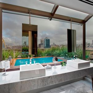 Image post by @hotelmadero on Instagram
