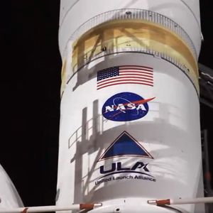 Image post by @nasaartemis on Instagram