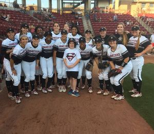 Image post by @gamecocksoftball on Instagram