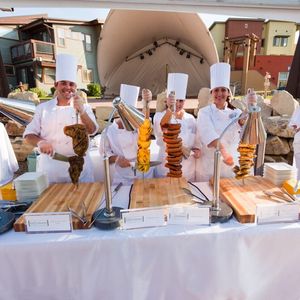 Image post by @luxcateringandevents on Instagram