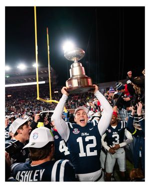 Image post by @laubhan.creative on Instagram