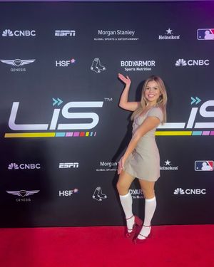 Image post by @sportsgirlnyc on Instagram