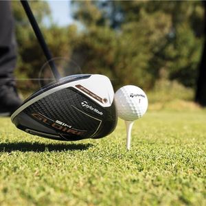 Image post by @taylormade_golf_japan on Instagram
