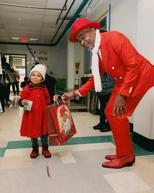 Image post by @thesoulofsanta on Instagram