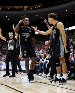 Image post by @gobearcatsmbb on Instagram