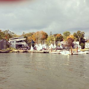 Image post by @yalesailing on Instagram