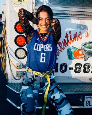 Image post by @nikela on Instagram