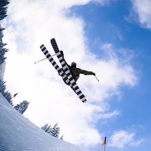 Image post by @j_skis on Instagram