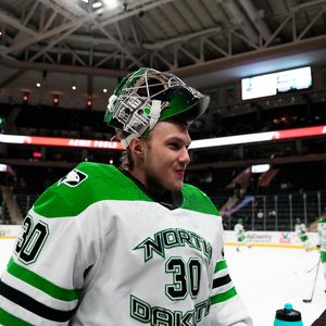 Image post by @undmhockey on Instagram