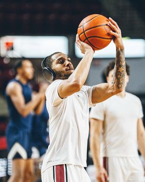 Image post by @umassbasketball on Instagram