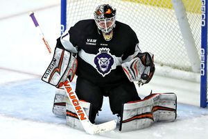Image post by @readingroyals on Instagram