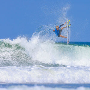 Image post by @wsl.qs on Instagram