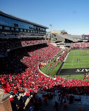Image post by @gobearcats on Instagram