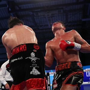 Image post by @MatchroomBoxing on Twitter