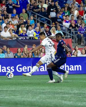 Image post by @lagalaxy on Instagram