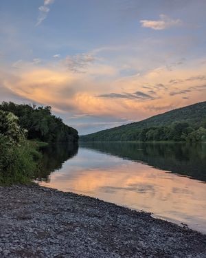 Image post by @shawneeinn on Instagram