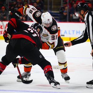 Image post by @AnaheimDucks on Twitter