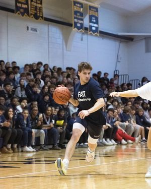 Image post by @hobanhoops on Instagram