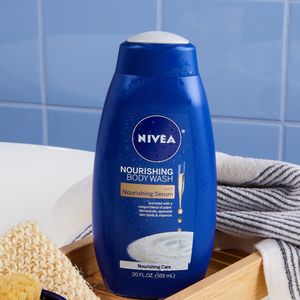 Image post by @niveausa on Instagram