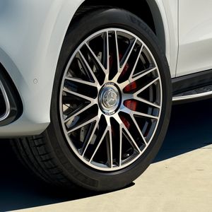 Image post by @mercedesamg on Instagram