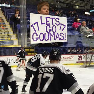 Image post by @readingroyals on Instagram