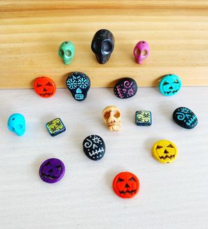 Image post by @beadcache on Instagram