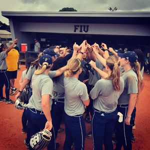 Image post by @fiusoftball on Instagram