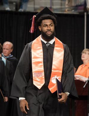 Image post by @ClemsonPrez on Twitter