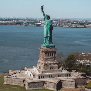 Image post by @stevengr.am on Instagram