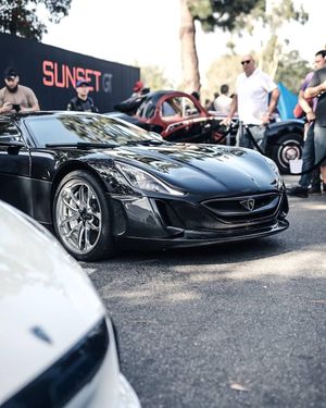 Image post by @sunsetgranturismo on Instagram