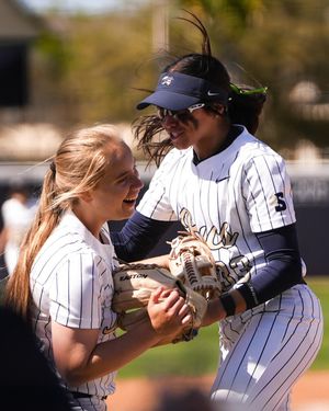 Image post by @csubucssoftball on Instagram