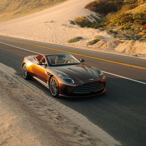 Image post by @astonmartin on Twitter