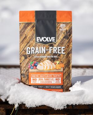 Image post by @evolvepetfood on Instagram