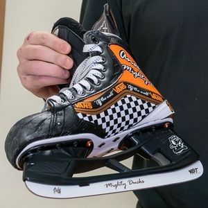 Image post by @geargeekhockey on Instagram