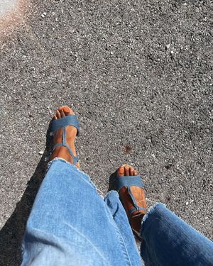 Image post by @dsw on Instagram