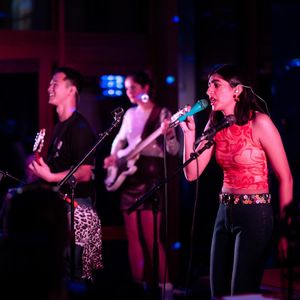 Image post by @tuckschool on Instagram