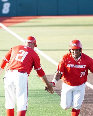 Image post by @unmlobobaseball on Instagram