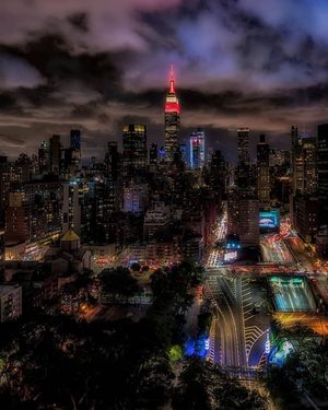 Image post by @empirestatebldg on Instagram